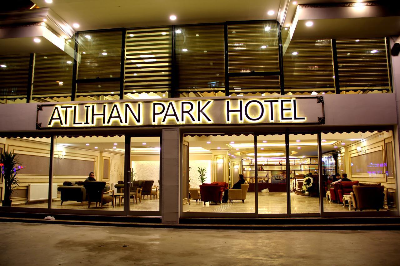 Atlihanpark Hotel บาทมาน ภายนอก รูปภาพ